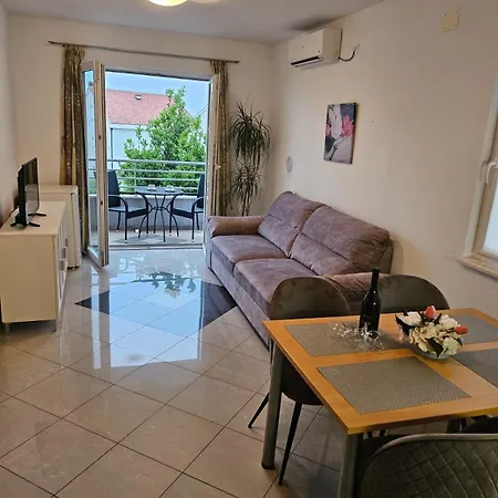 Apartments Andrijanic Baška Voda Esterno foto