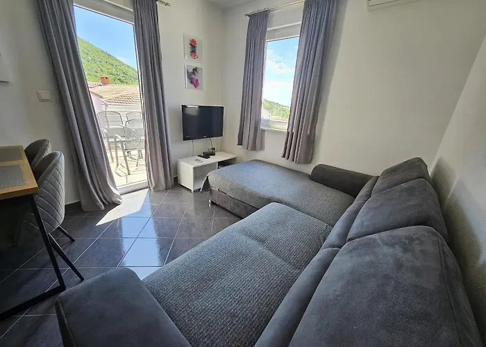 Apartments Andrijanic