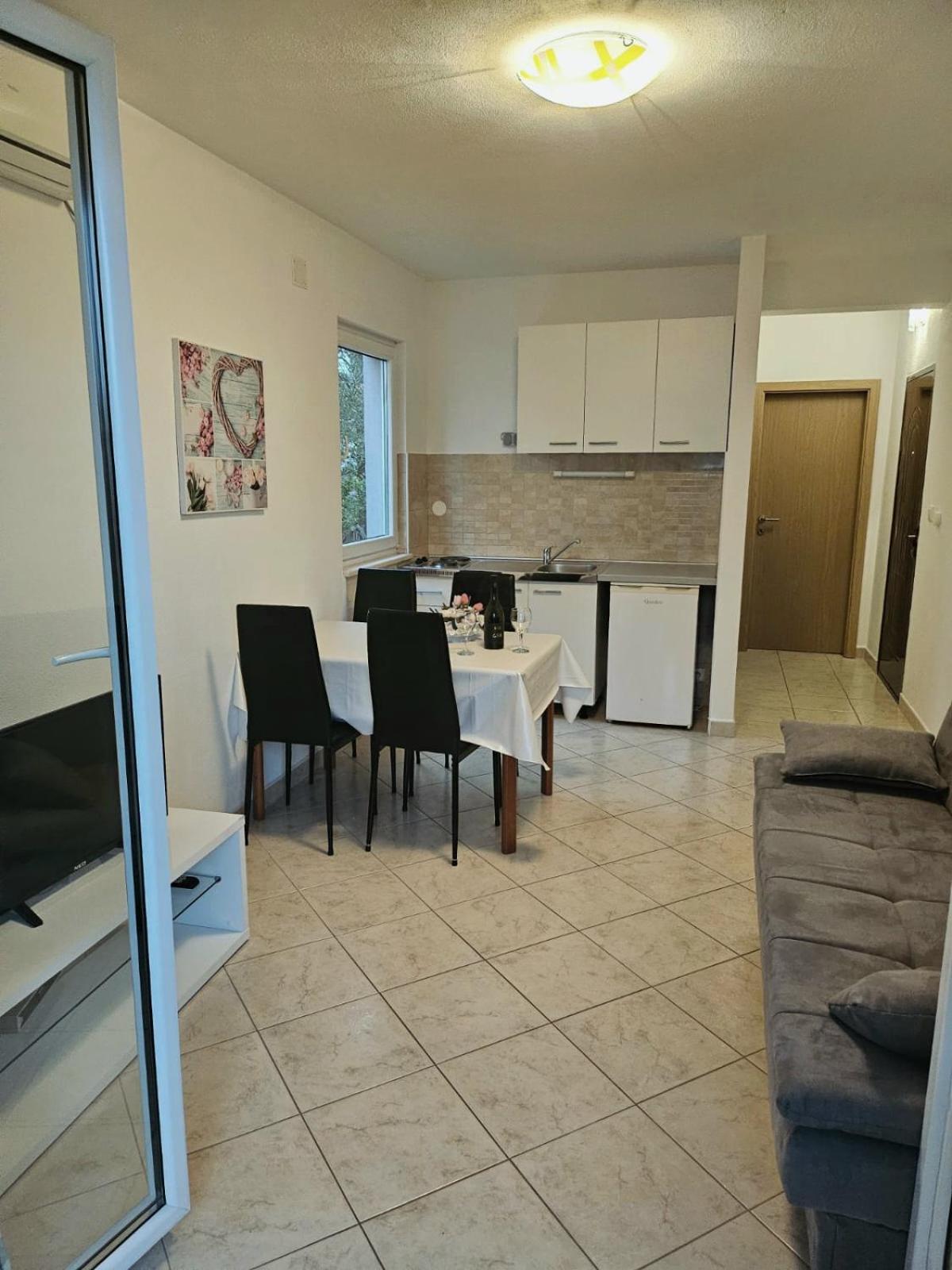 Apartment Andrijanic *